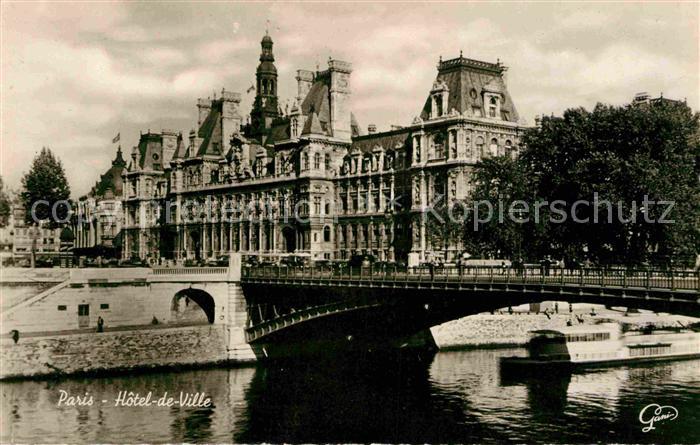 Paris Hotel de Ville Pont Seine