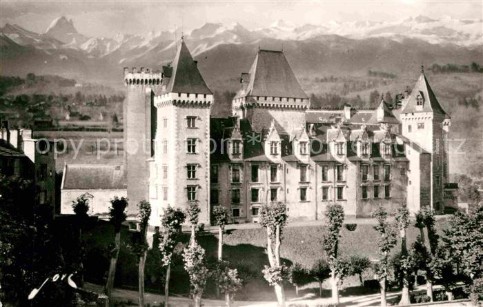 Pau 64 Chateau Henri IV et les Pyrenees