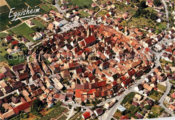 Eguisheim Haut Rhin Vue aerienne de la ville historique