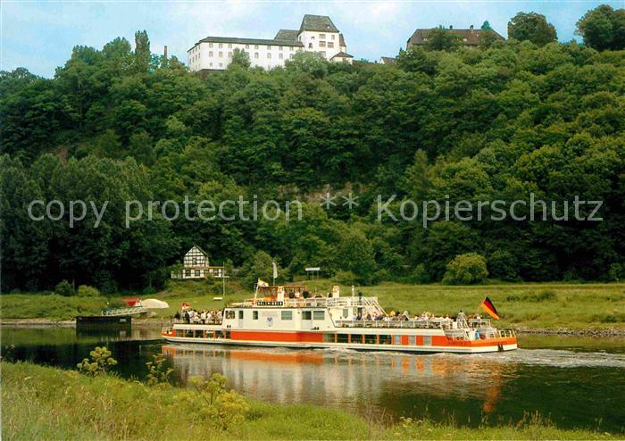 Hameln Weser Fahrgastschiff Holzminden