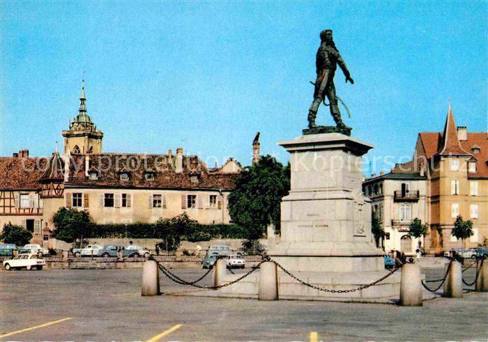 Colmar Haut Rhin Elsass Place Rapp au fond la Cathedrale Denkmal Statue Kathedra
