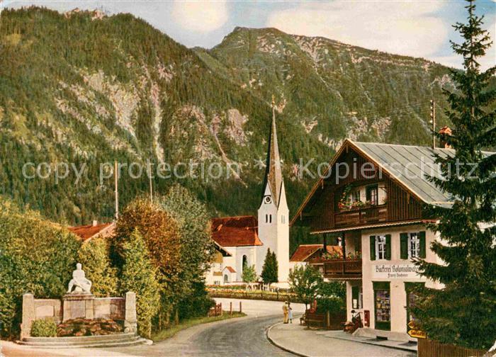 Bayrischzell Kriegerdenkmal Ortsstrasse mit Kirche Alpen