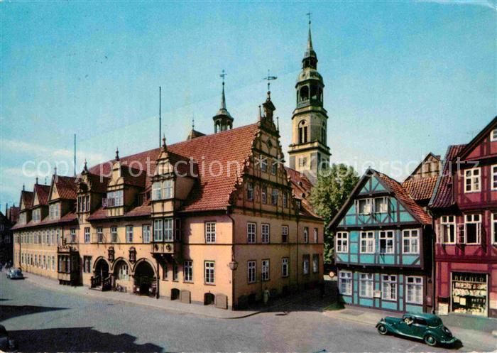 Celle Niedersachsen Rathaus und Stadtkirche