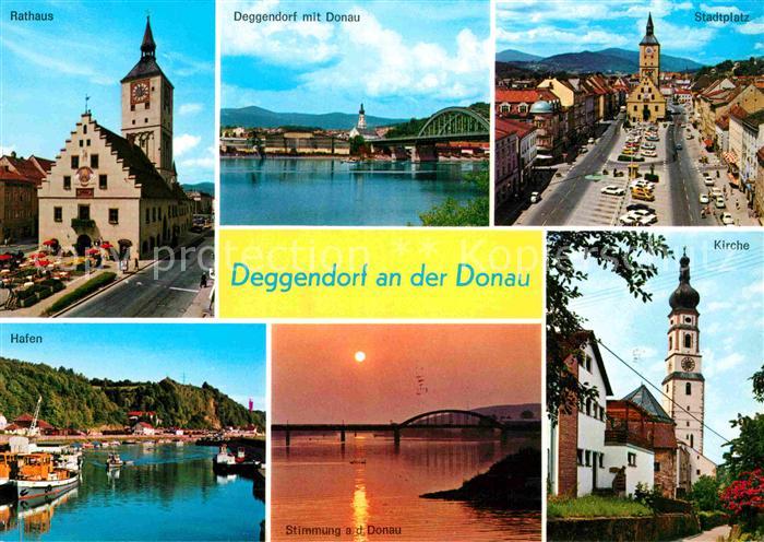 Deggendorf Donau Rathaus Donaupartie Stadtplatz Hafen Abendstimmung Kirche