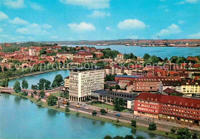KIEL  CITY Hafen und Stadt Fliegeraufnahme