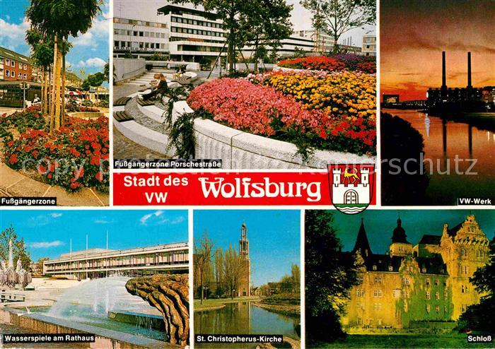Wolfsburg Fussgaengerzone Porschestrasse Wasserspiele Schloss VW Werk