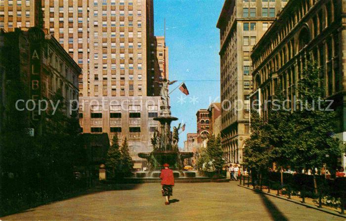 Cincinnati Ohio Fountain Square