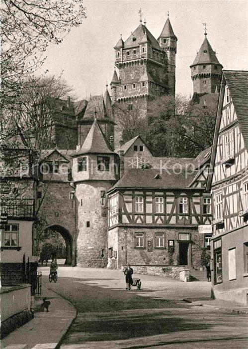 Braunfels mit Schloss