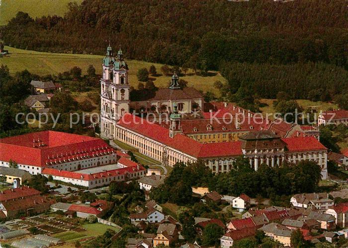 St Florian Barockes Augustiner Chorherrenstift historisches Feuerwehrzeughaus Fl