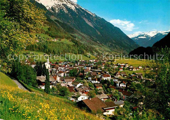 Schruns Vorarlberg mit Gampraetz Sommerkurort im Montafon
