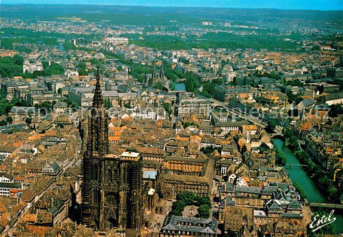Strasbourg Alsace Cathedrale vue aerienne
