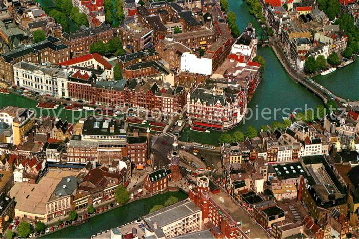 Amsterdam Niederlande Luchtopname van de Munttoren en het Muntplein Muenzturm Mu