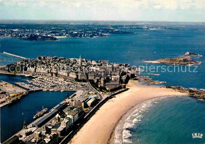 Saint-Malo 35 Fliegeraufnahme mit Strand und Altstadt