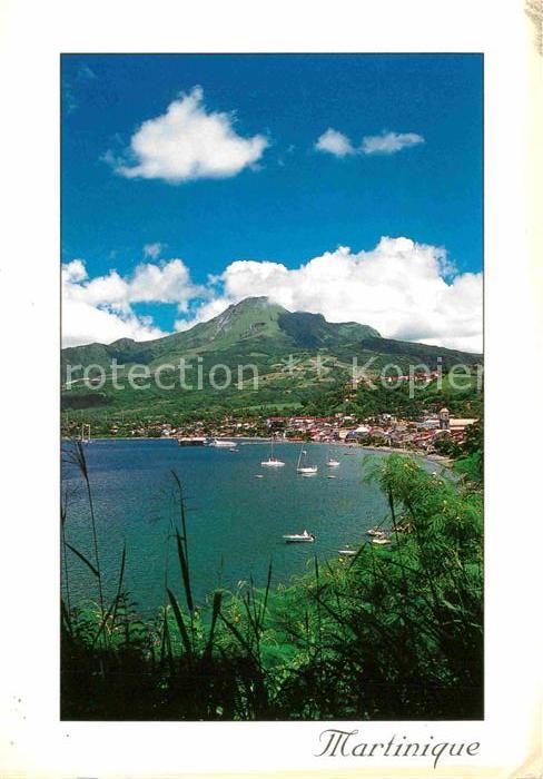 Martinique La Baie de Saint Pierre et la Montagne