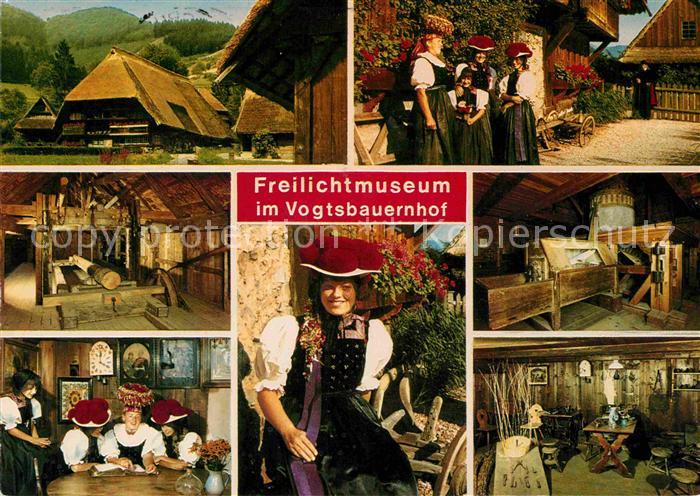 Gutachtal Schwarzwaelder Freilichtmuseum Vogtsbauernhof Trachten