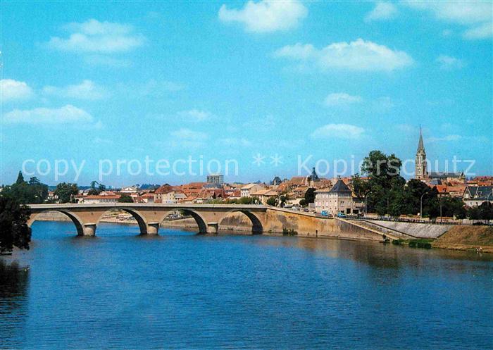 Bergerac Le vieux pont sur la Dordogne