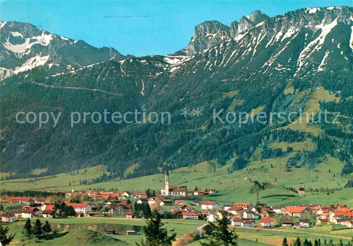 Pfronten Ostallgaeu Bayern mit Aggenstein und Breitenberg Allgaeuer Alpen
