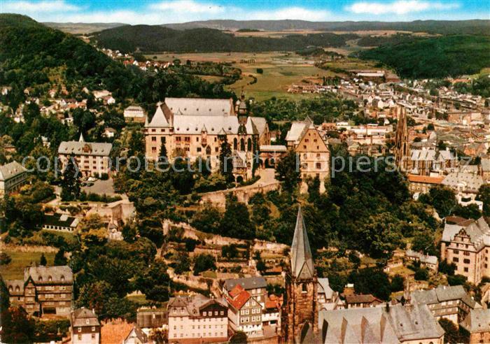 Marburg Lahn Stadtbild mit Kirche und Schloss Fliegeraufnahme