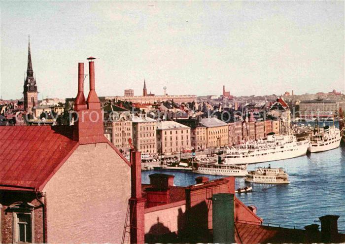 Stockholm Utsikt oever Skeppsbron Faehre