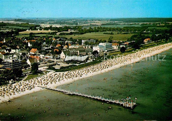 Scharbeutz Ostseebad Fliegeraufnahme mit Strand und Seebruecke