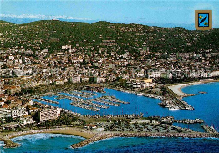 Cannes Alpes-Maritimes Fliegeraufnahme mit Hafen