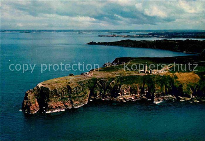 Cap Frehel Cotes d Armor Bretagne Fliegeraufnahme Steilküste mit Leuchttu