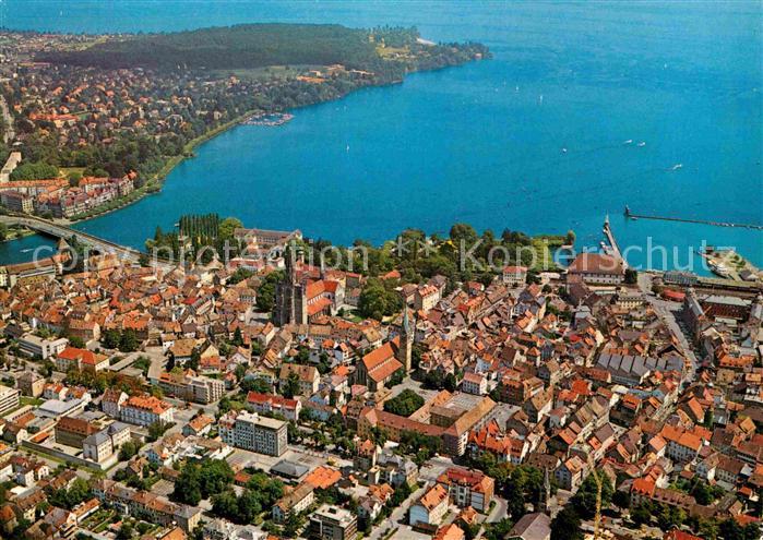 Konstanz Bodensee Fliegeraufnahme Seepartie mit Hafen