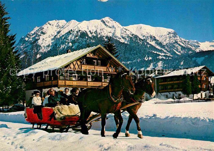GARMISCH-PARTENKIRCHEN Bayern Pferde-Schlittenpartie in den Bergen