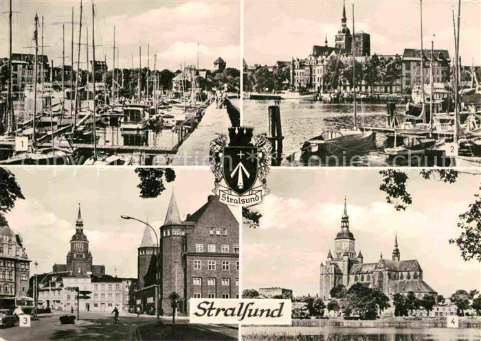 Stralsund Mecklenburg Vorpommern Hafen Platz der Solidaritaet Marienkirche