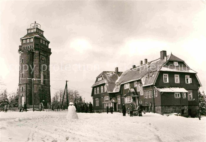 Auersberg Wildenthal Aussichtsturm Berggaststaette im Winter
