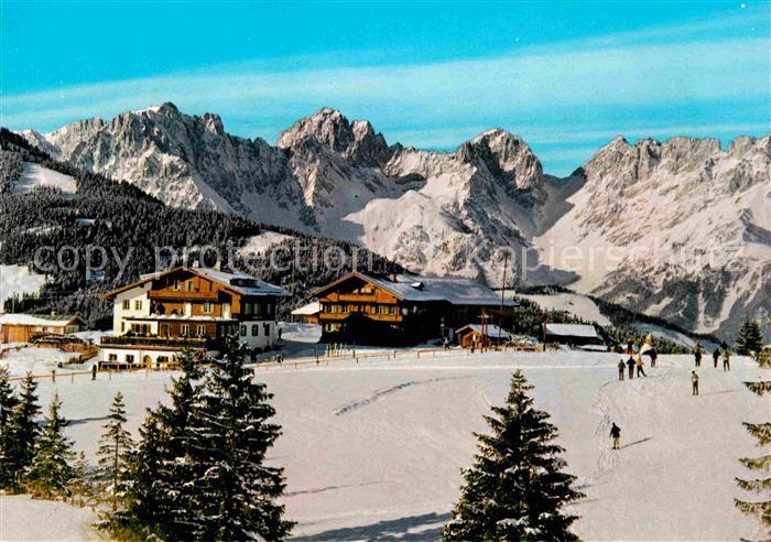 Kirchberg Tirol Berggasthof Maierl mit Kaisergebirge Wintersport