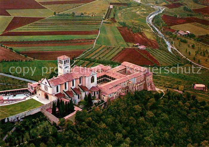 Assisi Umbria Basilica di S Francesco vista dall aereo Basilika