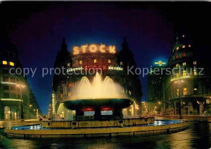 Genova Genua Liguria Notturno di Piazza de Ferrari Fontana