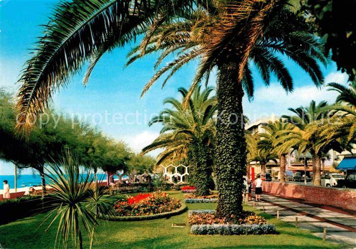 Pietra Ligure Giardini pubblici a mare Riviera delle Palme Promenade Palmen