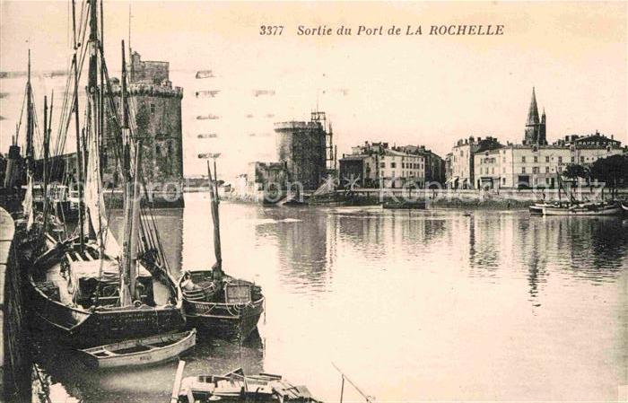 La Rochelle Charente-Maritime Sortie du Port