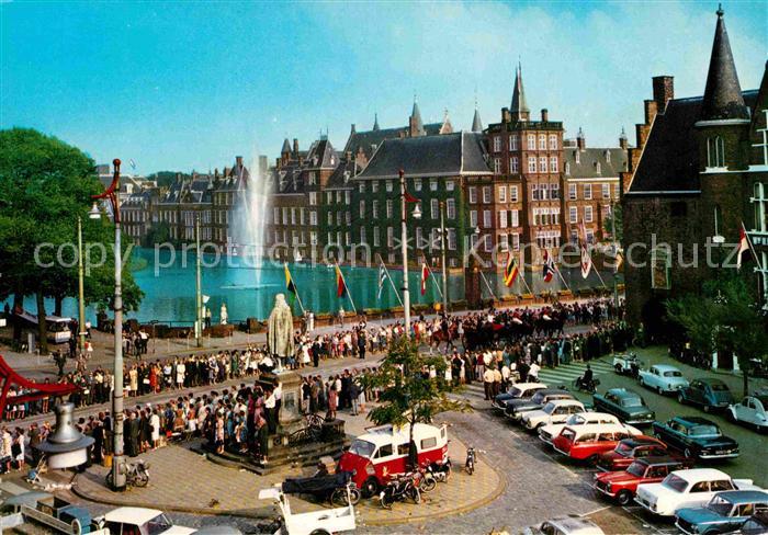 s-Gravenhage Buitenhof met regeringsgebouwen