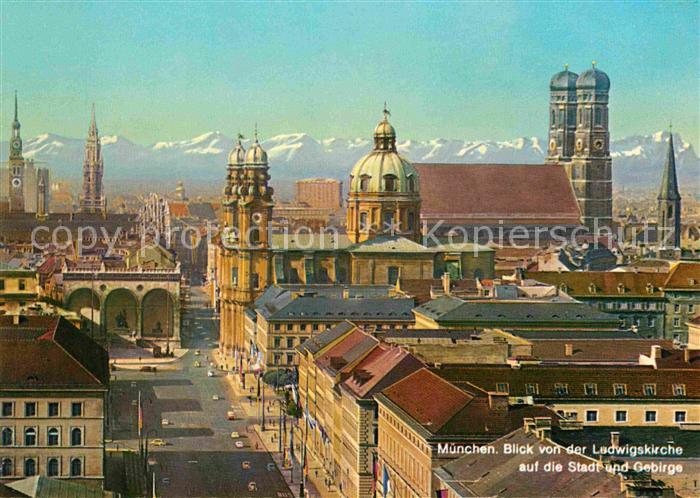 Muenchen Bayern Blick von der Ludwigskirche mit Alpenpanorama
