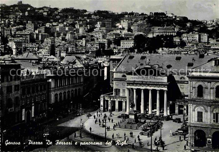 Genova Genua Liguria Piazza De Ferrari e panorama del Righi