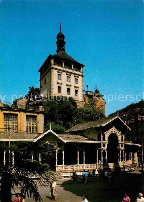 Karlovy Vary Trzni kolonada se zameckou vezi