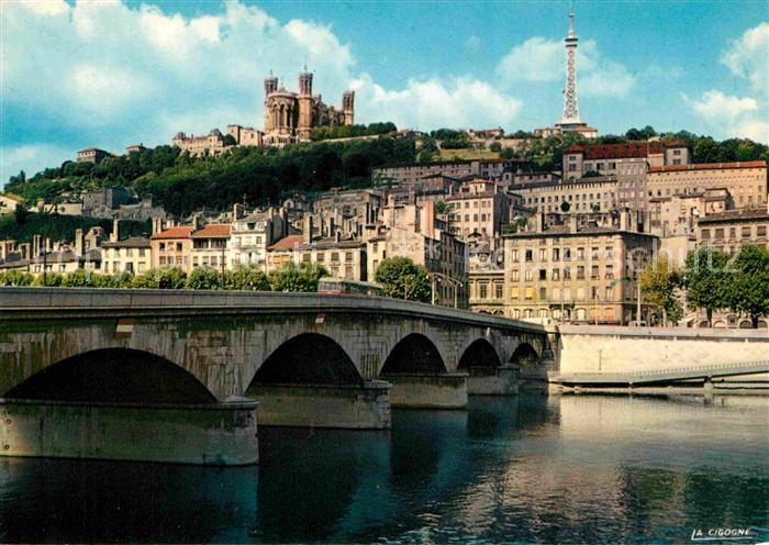 Lyon France Pont du Change et la colline de Fourviere