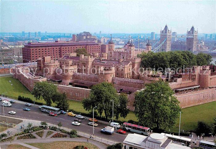 London Fliegeraufnahme mit Tower Tower Bridge World Trade Centre
