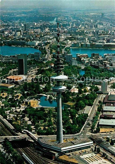 HAMBURG CITY Fliegeraufnahme Fernsehturm Planten un Blomen Binnen- und Aussenal