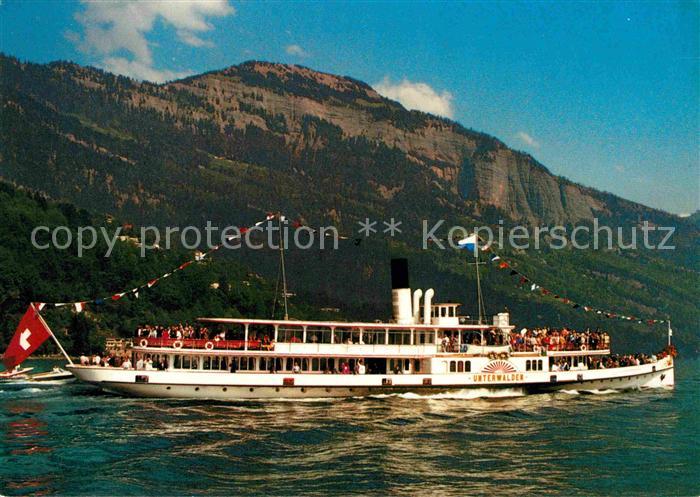 Dampfer Seitenrad DS Unterwalden Vierwaldstaettersee