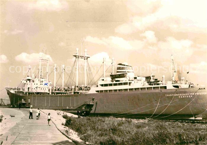 Schiffe Ships Navires Traditionsschiff Typ Frieden Schmarl Rostock