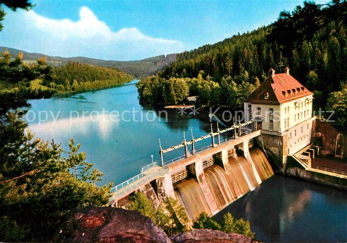 Hoellensteinsee Perle des Bayerischen Waldes Stausee Kraftwerk