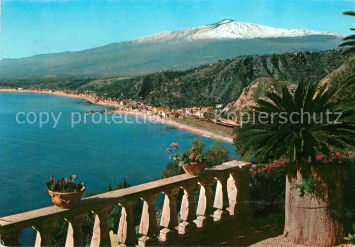 Taormina Sizilien Panorama Kueste Vulkan aetna