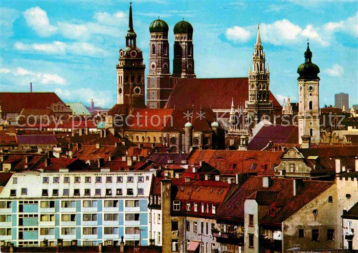 Muenchen Bayern Tuerme der Stadt Frauenkirche