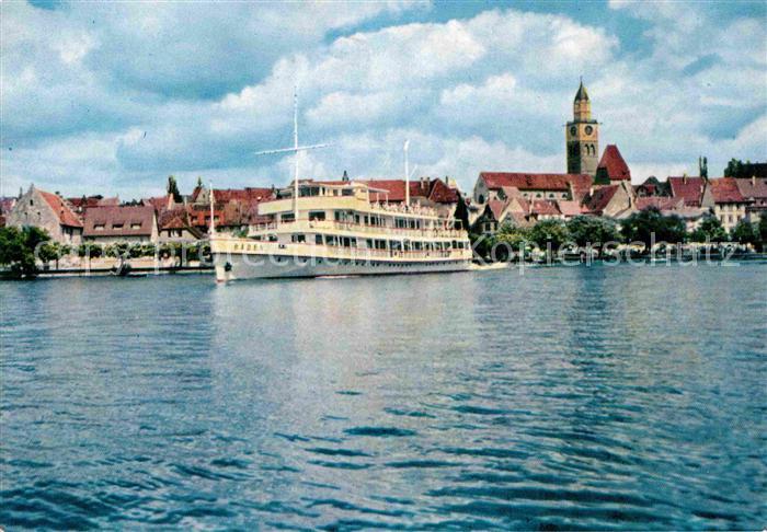 ueberlingen Bodensee Hafenpartie mit auslaufendem Motorschiff Baden
