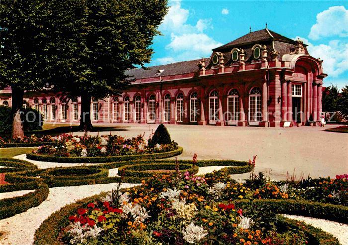 Schwetzingen Schloss suedliches Zirkelhaus Schlossgarten