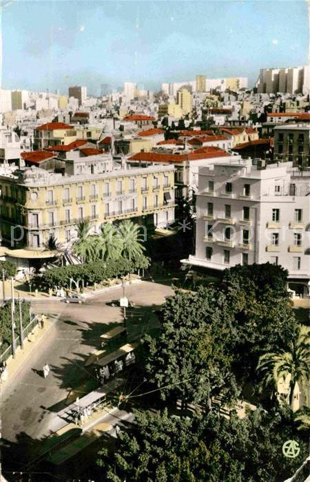 Oran Algerie Le Centre Au premier plan la Gare des Autobus